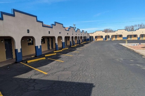 Travelodge by Wyndham Clovis image 17